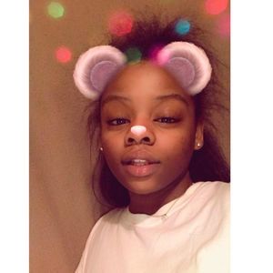 Meet your Posher, Lafemme